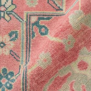 Oshak / Oushak Style Rug