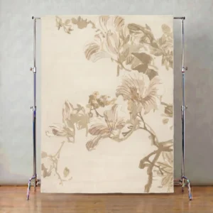 Naturalist Garden Trumpet Vine Hand-Tufted Carpet (Embossed)