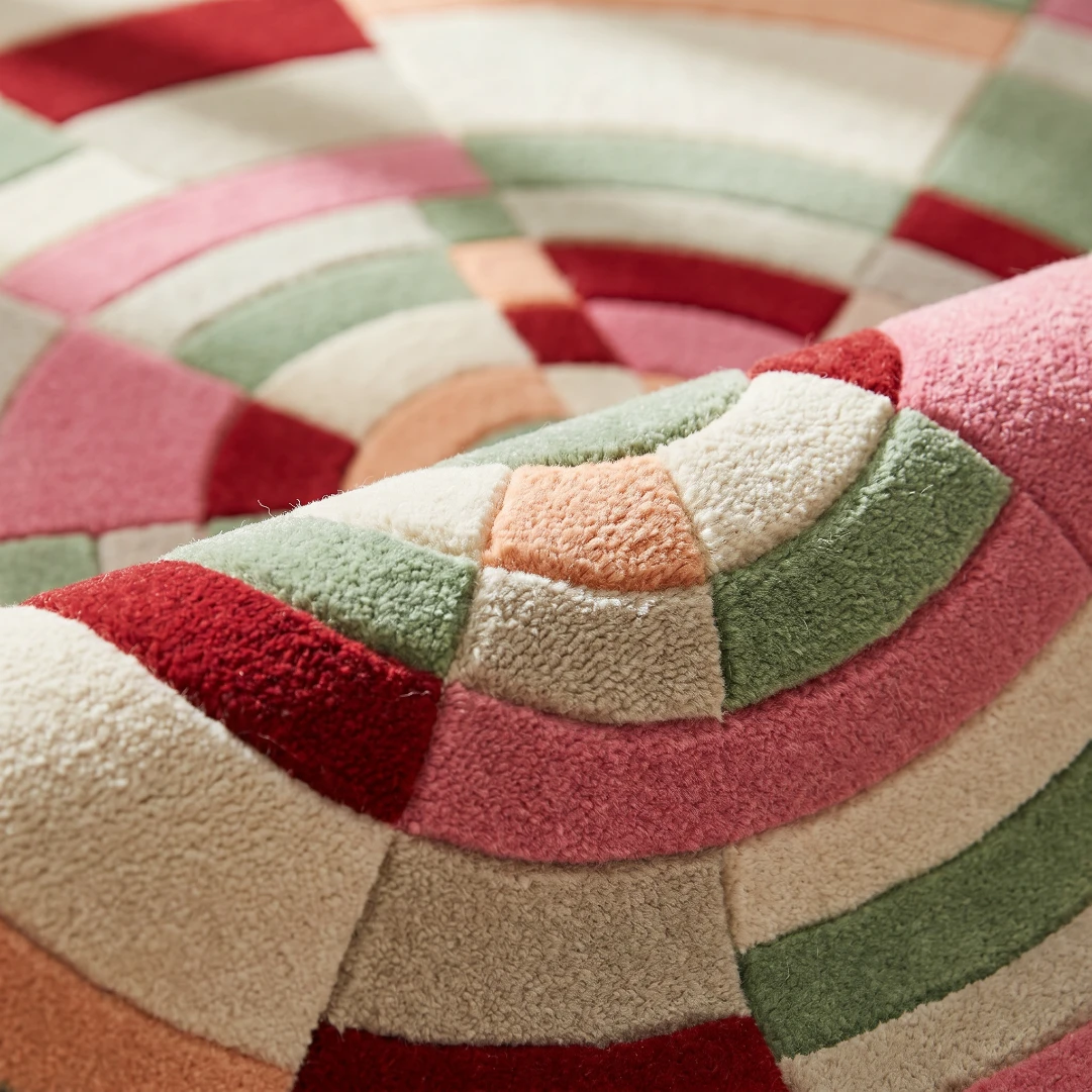 Hand-Tufted Rug - Image 9