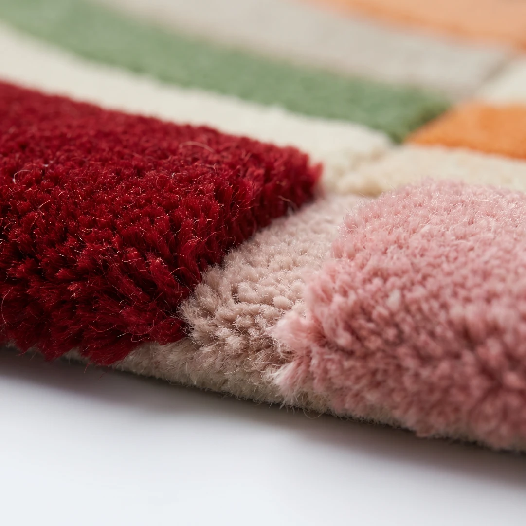 Hand-Tufted Rug - Image 11