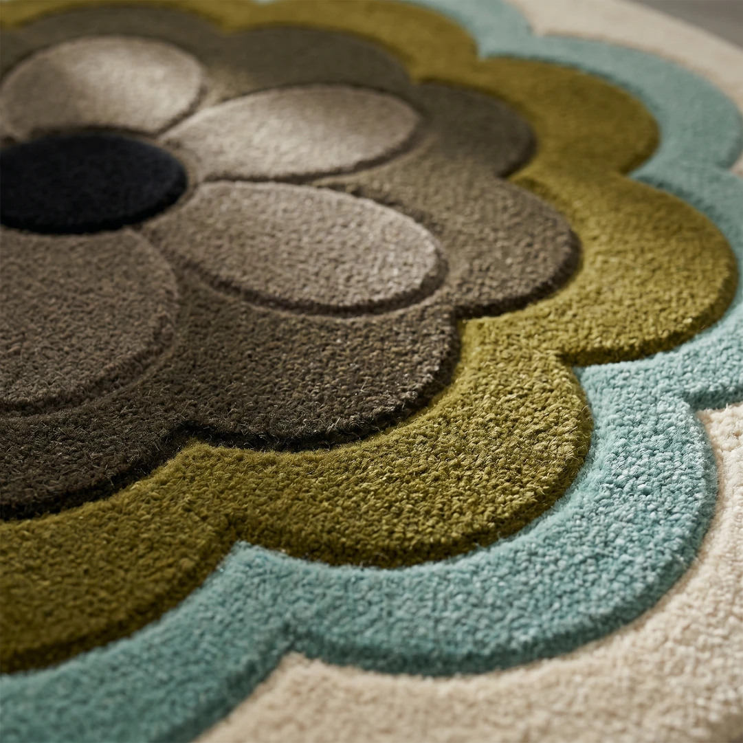Hand-Tufted Rug - Image 12