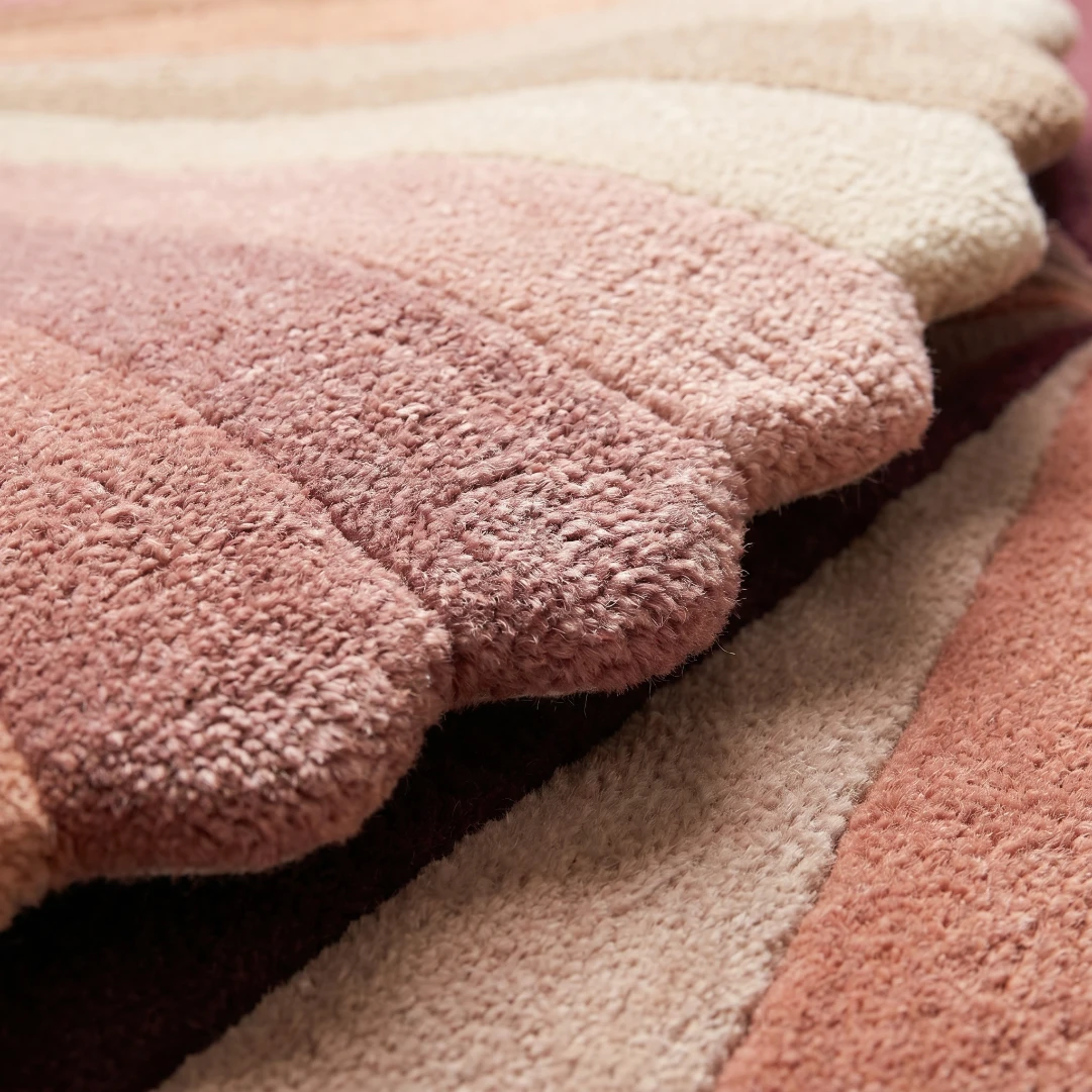 Hand-Tufted Rug - Image 10