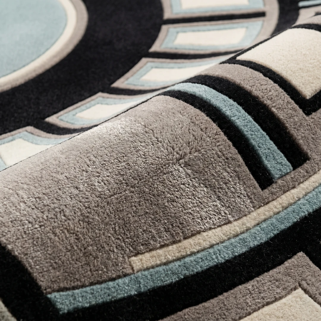 Hand-Tufted Rug - Image 6